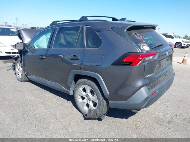 Toyota Rav4 Xle 2019 2T3W1RFVXKW023721 Image 3