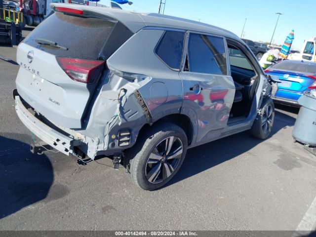 5N1AT3CB7MC808744 Nissan Rogue Sl Intelligent Awd
