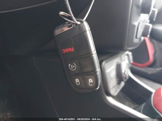 ZACNJBC17KPK00239 Jeep Renegade Trailhawk 4x4