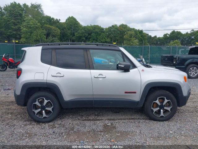 ZACNJBC17KPK00239 Jeep Renegade Trailhawk 4x4