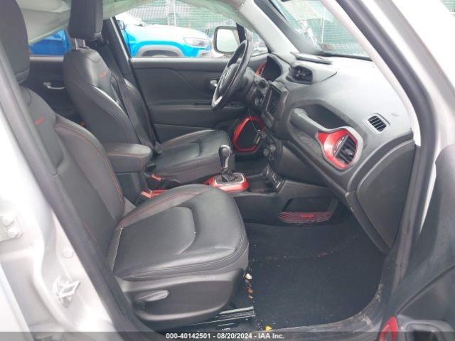 ZACNJBC17KPK00239 Jeep Renegade Trailhawk 4x4