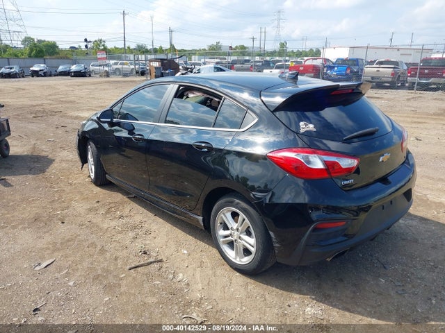 Chevrolet Cruze Lt Auto 2018 3G1BE6SM8JS570568 Image 3
