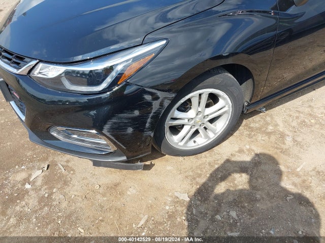 Chevrolet Cruze Lt Auto 2018 3G1BE6SM8JS570568 Image 6