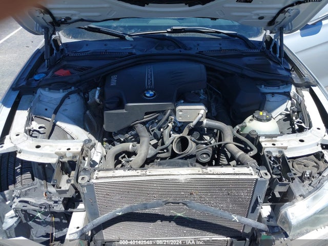 WBA8E1G51GNU11378 BMW 320i