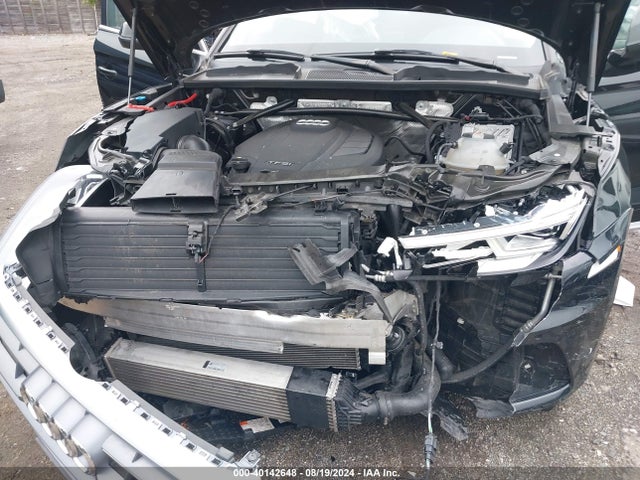 WA1BNAFY9J2226910 Audi Q5 2.0t Premium/2.0t Tech Premium