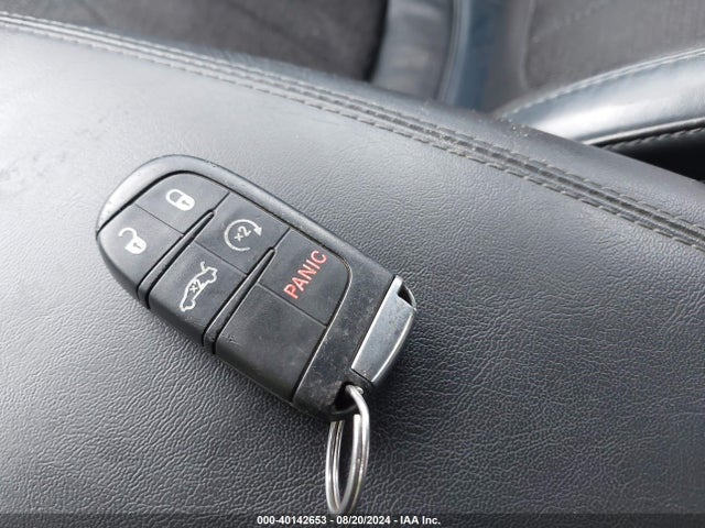 Chrysler 200 S 2015 1C3CCCBG6FN609626 Image 11