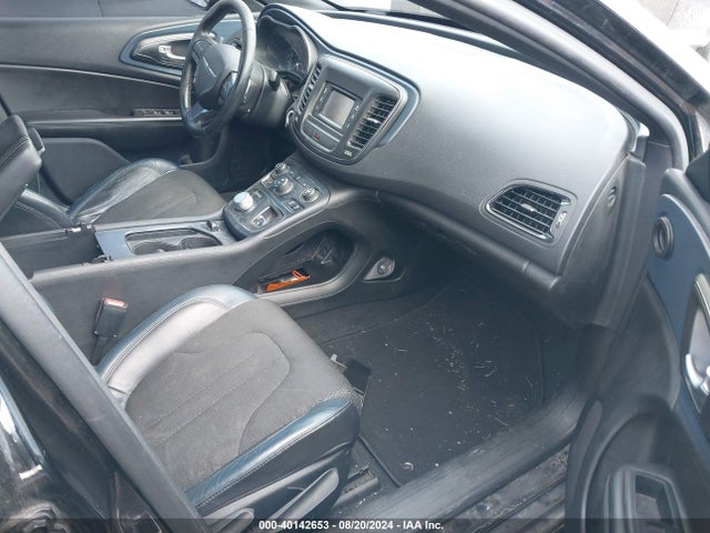1C3CCCBG6FN609626 Chrysler 200 S