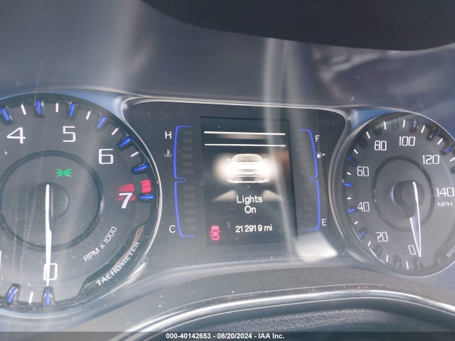 1C3CCCBG6FN609626 Chrysler 200 S