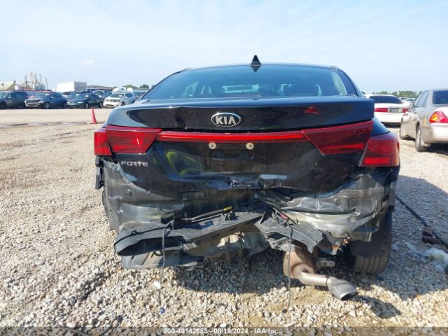 3KPF24AD1ME341918 KIA Forte Lxs