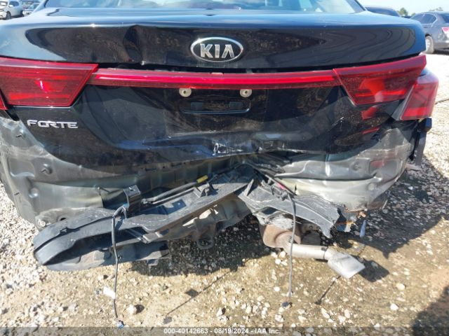 3KPF24AD1ME341918 KIA Forte Lxs