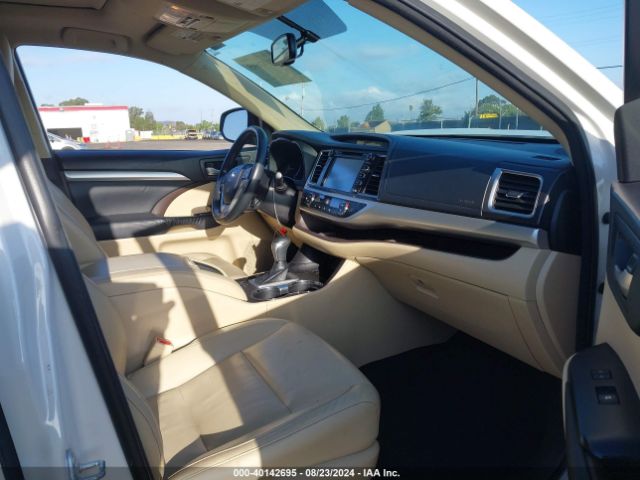 5TDKKRFH1FS055485 Toyota Highlander Xle V6