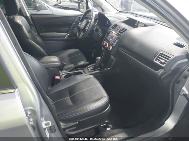 JF2SJATC7HH476181 Subaru Forester 2.5i Touring