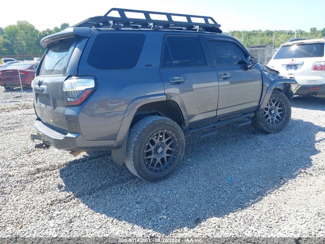 Toyota 4runner Sr5 Premium 2018 JTEBU5JR0J5563296 Image 4