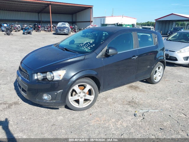 Chevrolet Sonic Ltz Auto 2015 1G1JE6SB9F4132241 Image 2