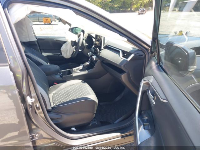 2T3P1RFV3PW343121 Toyota Rav4 Xle