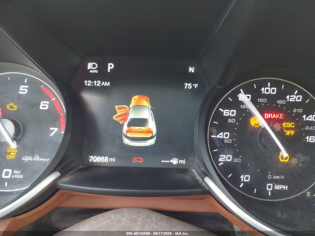 Alfa Romeo giulia (952) 2018 ZARFAECN0J7595927 Image 7