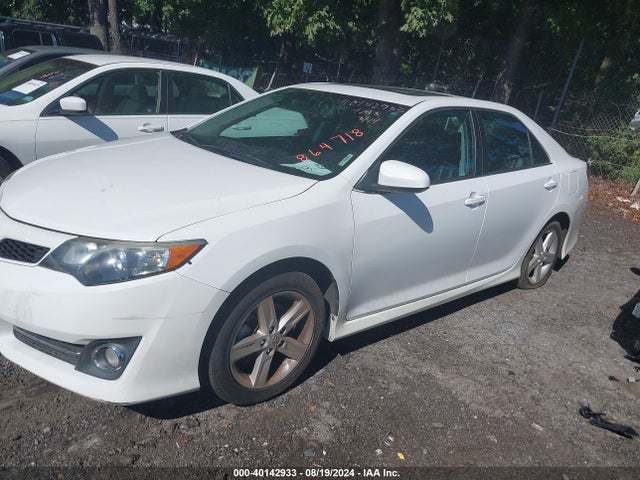 Toyota CAMRY SE 2014 4T1BF1FK1EU864718 Image 2