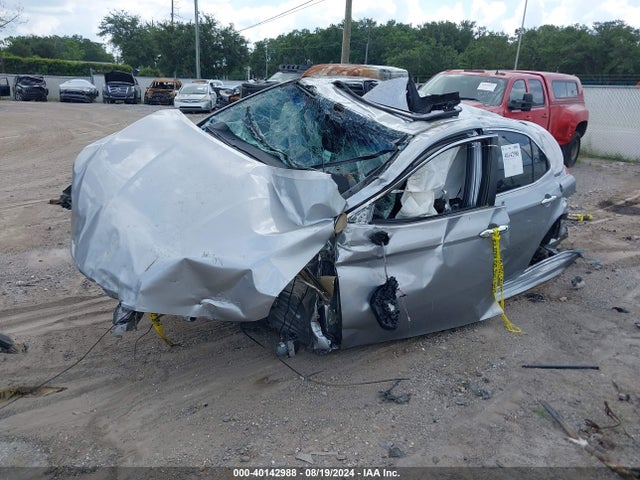 Toyota CAMRY SE 2018 4T1B11HK6JU146362 Image 2
