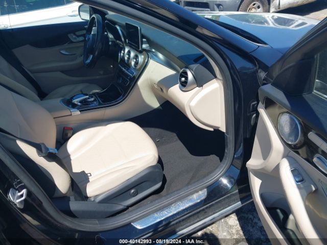 55SWF4JB9FU084408 Mercedes-Benz C 300 Luxury/sport