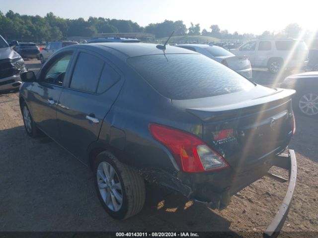 3N1CN7AP0FL834867 Nissan Versa 1.6 Sl