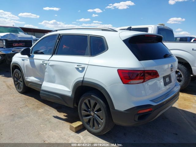 3VVDX7B27NM013970 Volkswagen Taos 1.5t S