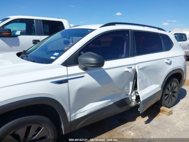 3VVDX7B27NM013970 Volkswagen Taos 1.5t S