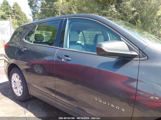 Chevrolet EQUINOX LS 2018 2GNAXHEV2J6338146 Image 13
