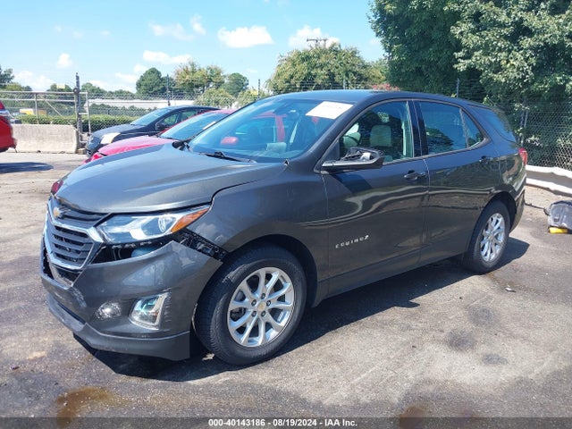 Chevrolet EQUINOX LS 2018 2GNAXHEV2J6338146 Image 2