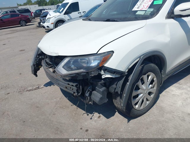 Nissan ROGUE S 2017 KNMAT2MV0HP513264 Image 12