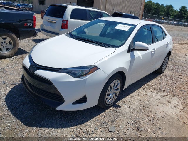 Toyota COROLLA LE 2017 2T1BURHE8HC851191 Image 2