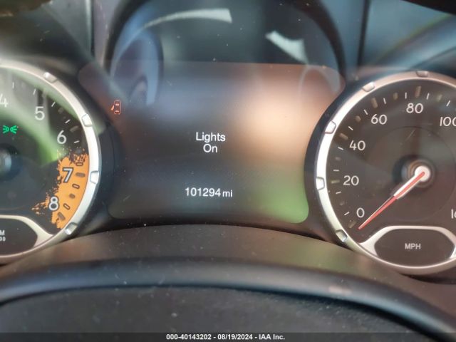 ZACCJADT7FPB28842 Jeep Renegade Limited