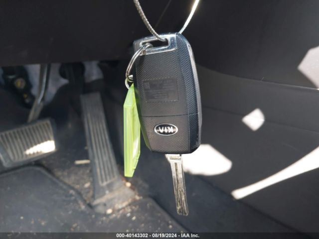 KNDJN2A20J7552687 KIA Soul