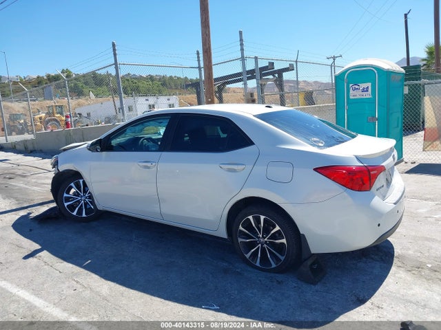 Toyota COROLLA SE 2018 5YFBURHEXJP795101 Image 15