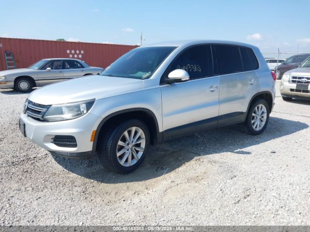 WVGAV3AX2EW580855 Volkswagen TIGUAN SE