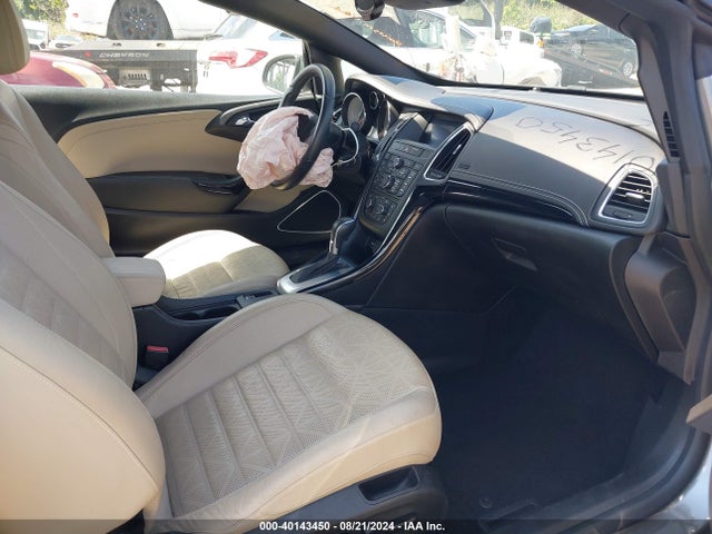W04WH3N57HG007176 Buick Cascada Premium
