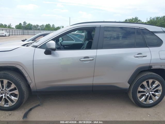2T3C1RFV5MC096356 Toyota Rav4 Xle Premium
