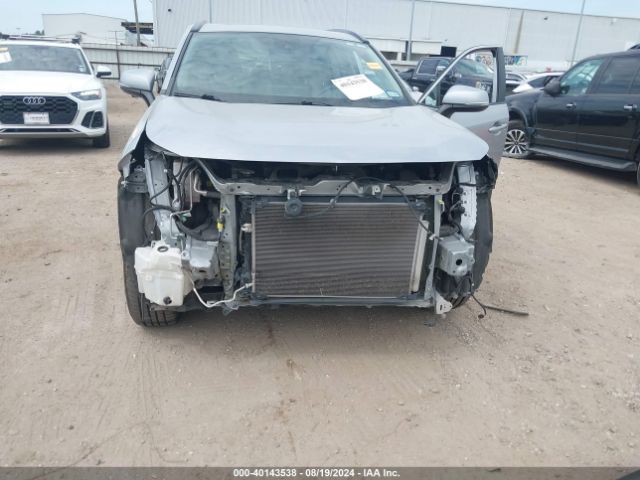 2T3C1RFV5MC096356 Toyota Rav4 Xle Premium