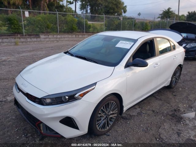 3KPF54AD8RE775817 KIA Forte Gt-line