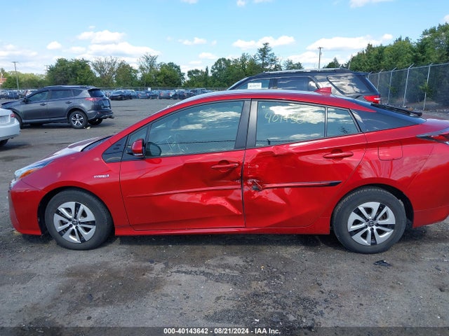 Toyota Prius Three 2017 JTDKARFU9H3533138 Image 14
