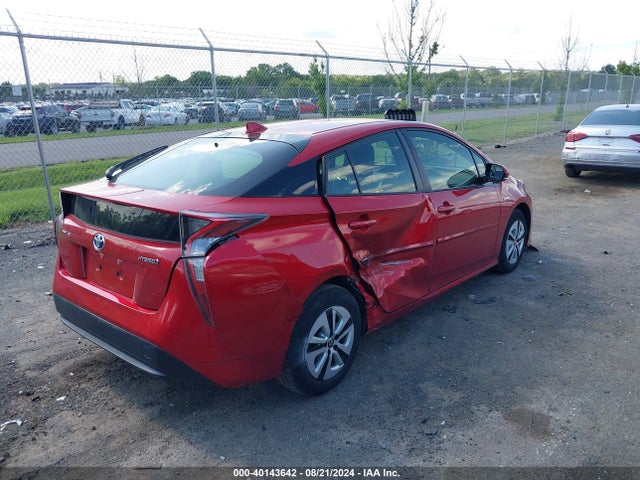 Toyota Prius Three 2017 JTDKARFU9H3533138 Image 4