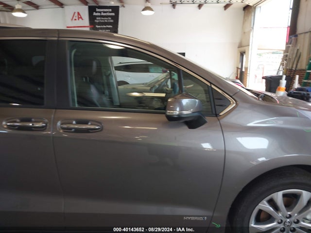 Toyota Sienna Platinum 2021 5TDERKEC7MS070236 Image 13