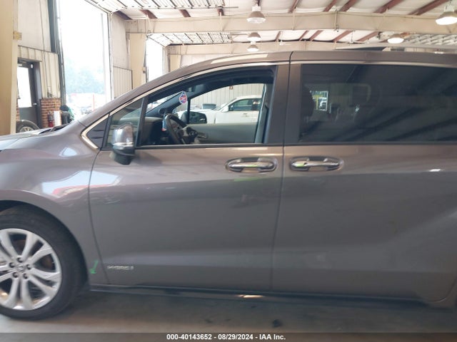 Toyota Sienna Platinum 2021 5TDERKEC7MS070236 Image 14