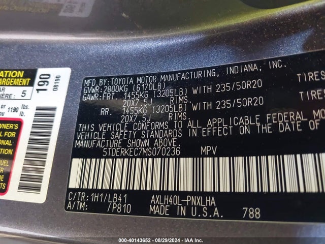 Toyota Sienna Platinum 2021 5TDERKEC7MS070236 Image 9