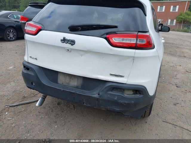 1C4PJMCB5HW544552 Jeep Cherokee Latitude 4x4