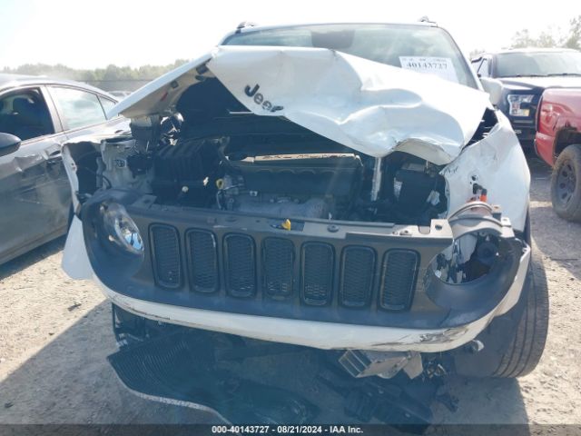 ZACCJBBBXHPF11452 Jeep Renegade Altitude 4x4