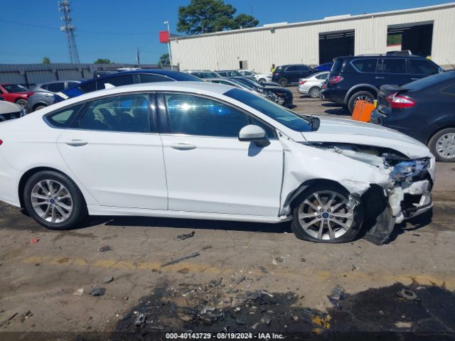 3FA6P0HD4LR260182 Ford FUSION SE