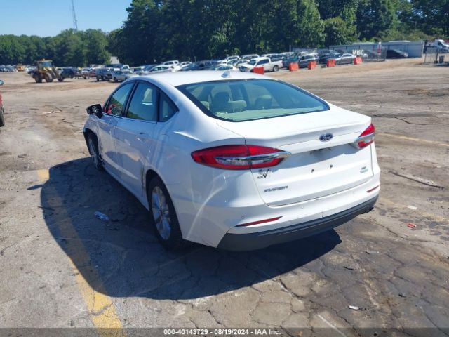 3FA6P0HD4LR260182 Ford FUSION SE