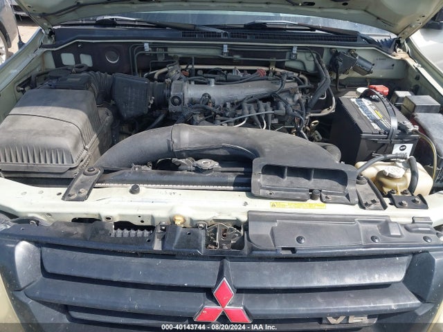 2001 MITSUBISHI MONTERO JA4MW31R91J030697 Photo 9