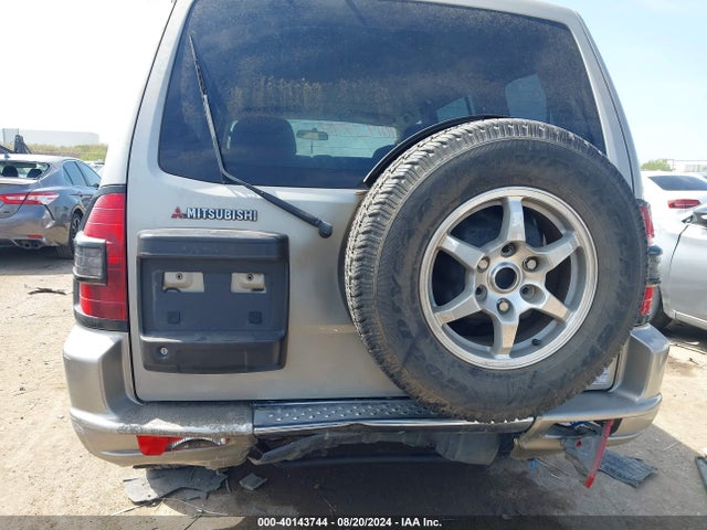 2001 MITSUBISHI MONTERO JA4MW31R91J030697 Photo 5