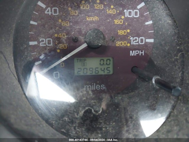 2001 MITSUBISHI MONTERO JA4MW31R91J030697 Photo 6
